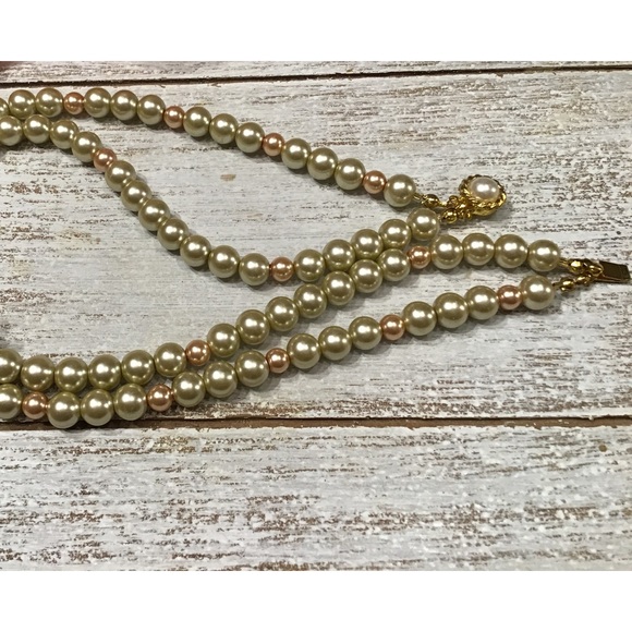 ♦️[2/$34.00]♦️Flower Choker - Picture 6 of 7